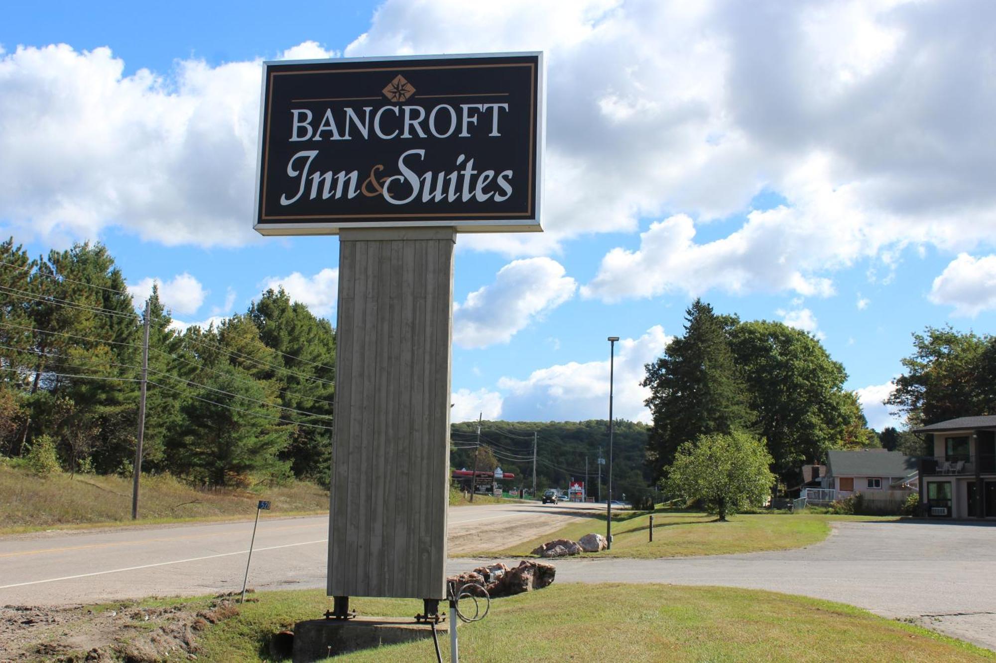Bancroft Inn & Suites ภายนอก รูปภาพ